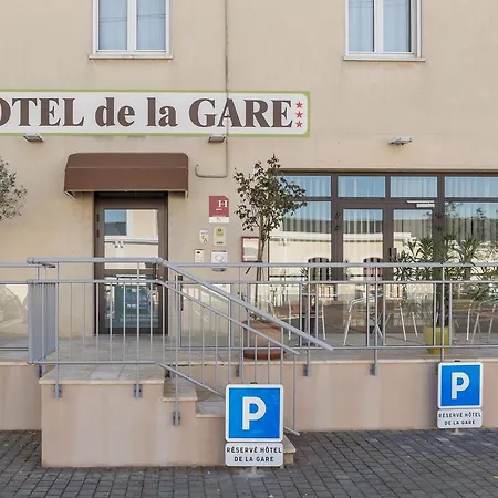Szálloda De La Gare Thouars
